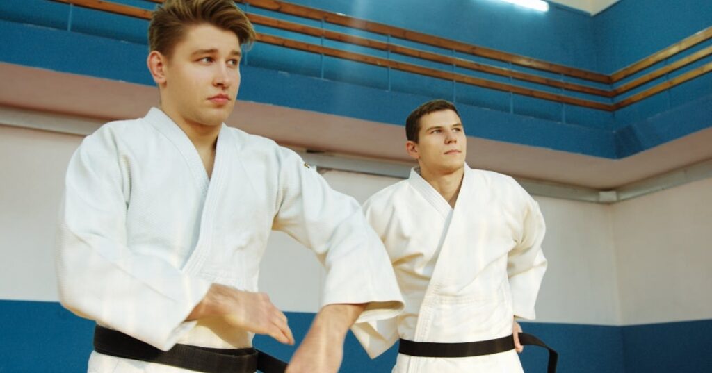 Sport dla wszystkich: Turniej "Judo z Mikołajem" przynosi radość i integrację